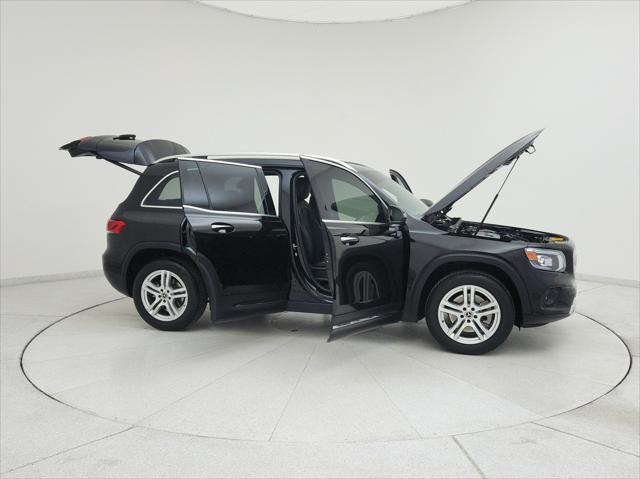 used 2022 Mercedes-Benz GLB 250 car, priced at $31,994
