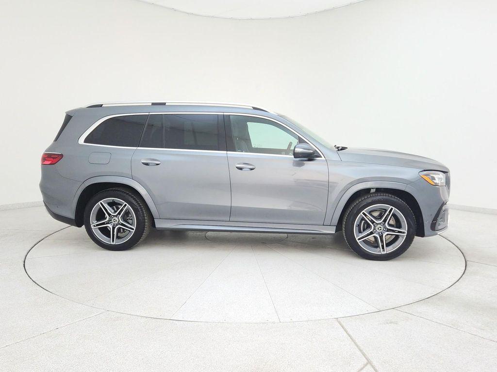 new 2025 Mercedes-Benz GLS 450 car, priced at $95,145