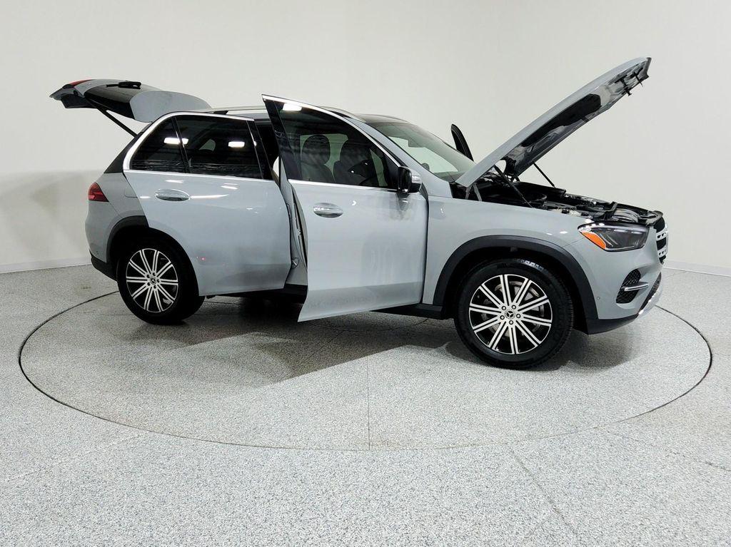 used 2024 Mercedes-Benz GLE 350 car, priced at $59,994