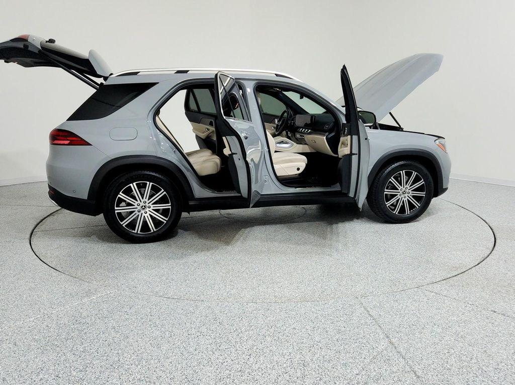 used 2024 Mercedes-Benz GLE 350 car, priced at $59,994