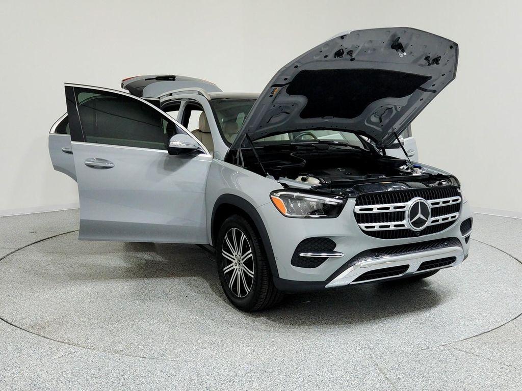 used 2024 Mercedes-Benz GLE 350 car, priced at $59,994