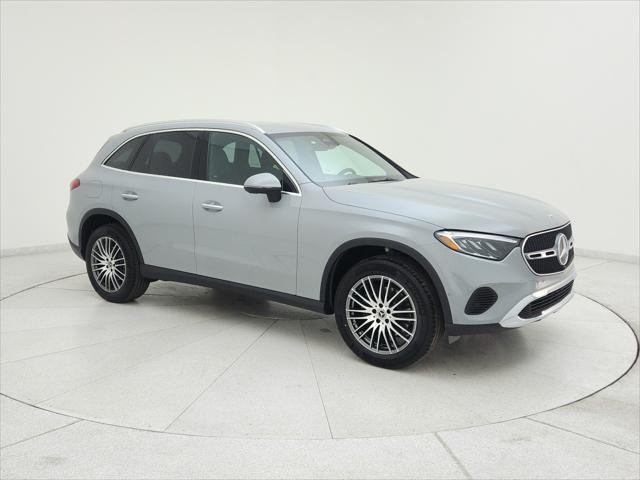 new 2025 Mercedes-Benz GLC 300 car, priced at $53,395