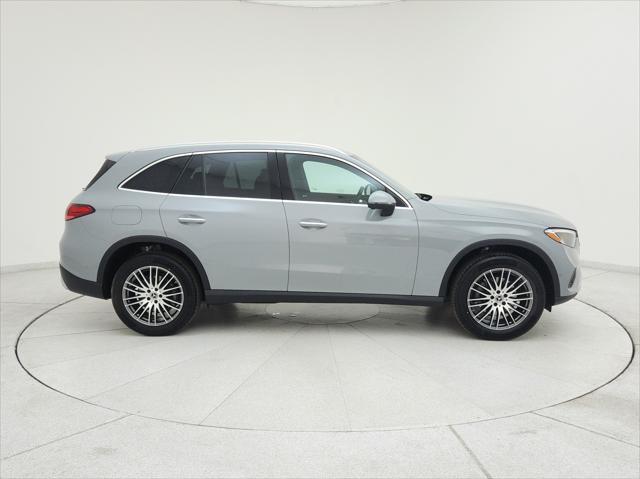 new 2025 Mercedes-Benz GLC 300 car, priced at $53,395