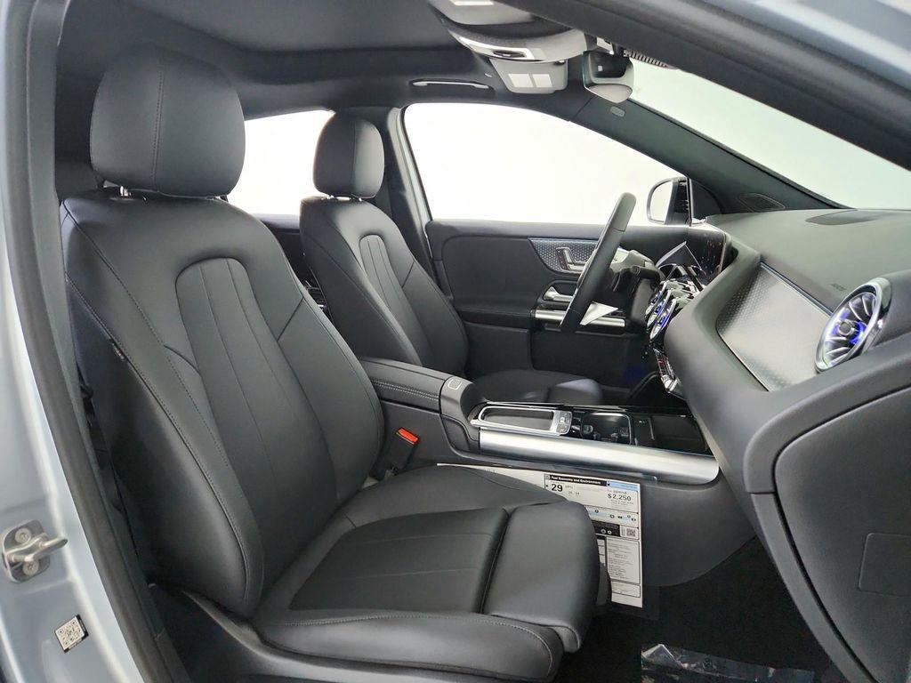 new 2026 Mercedes-Benz GLA 250 car, priced at $47,005