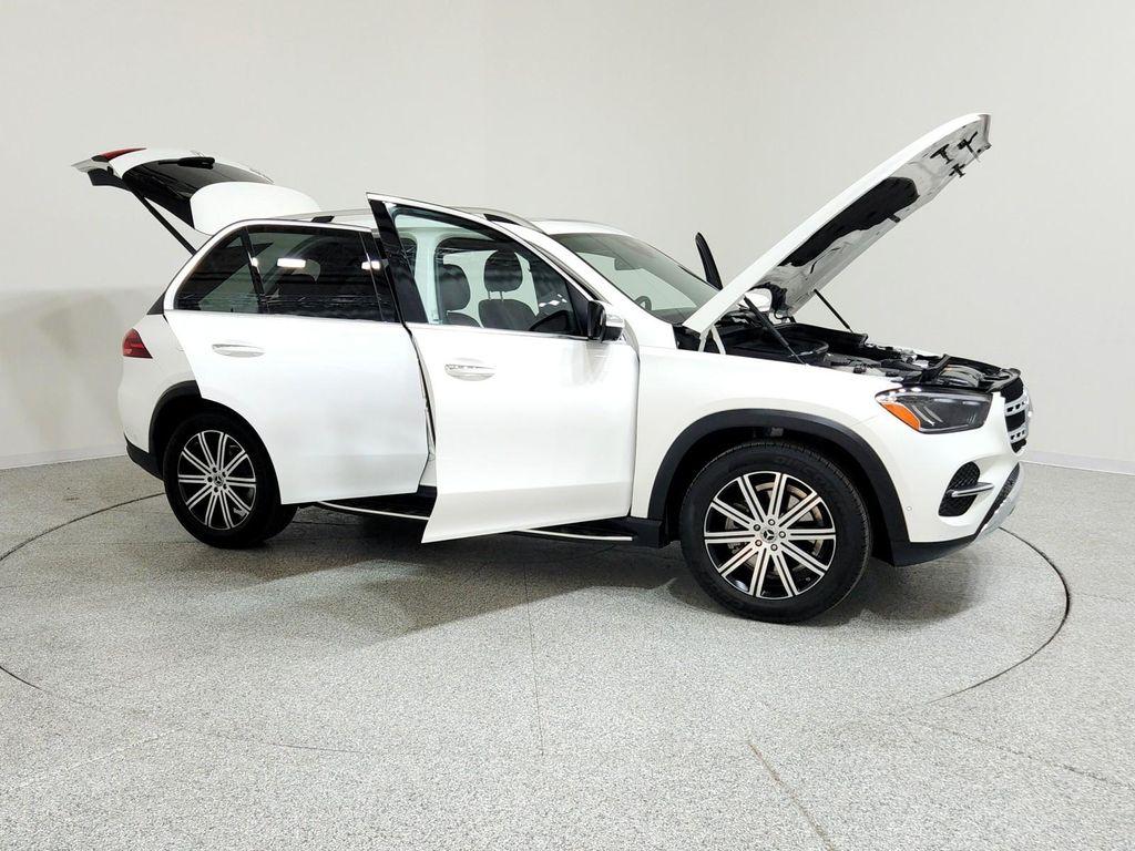 used 2025 Mercedes-Benz GLE 350 car, priced at $61,994