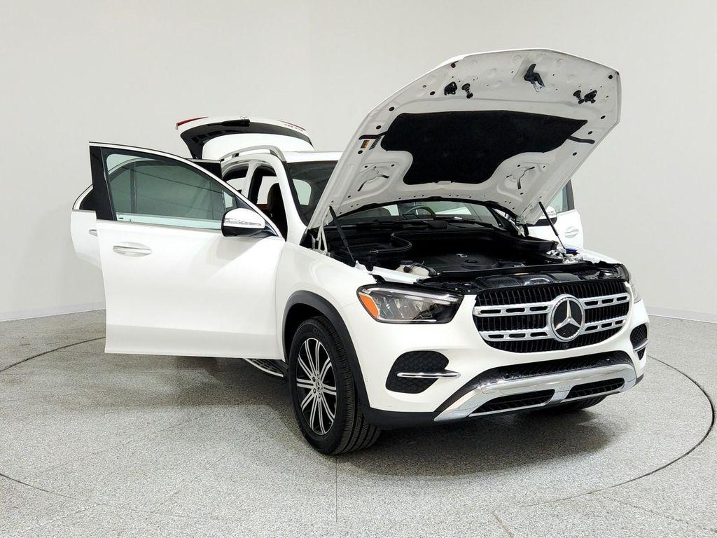 used 2025 Mercedes-Benz GLE 350 car, priced at $61,994