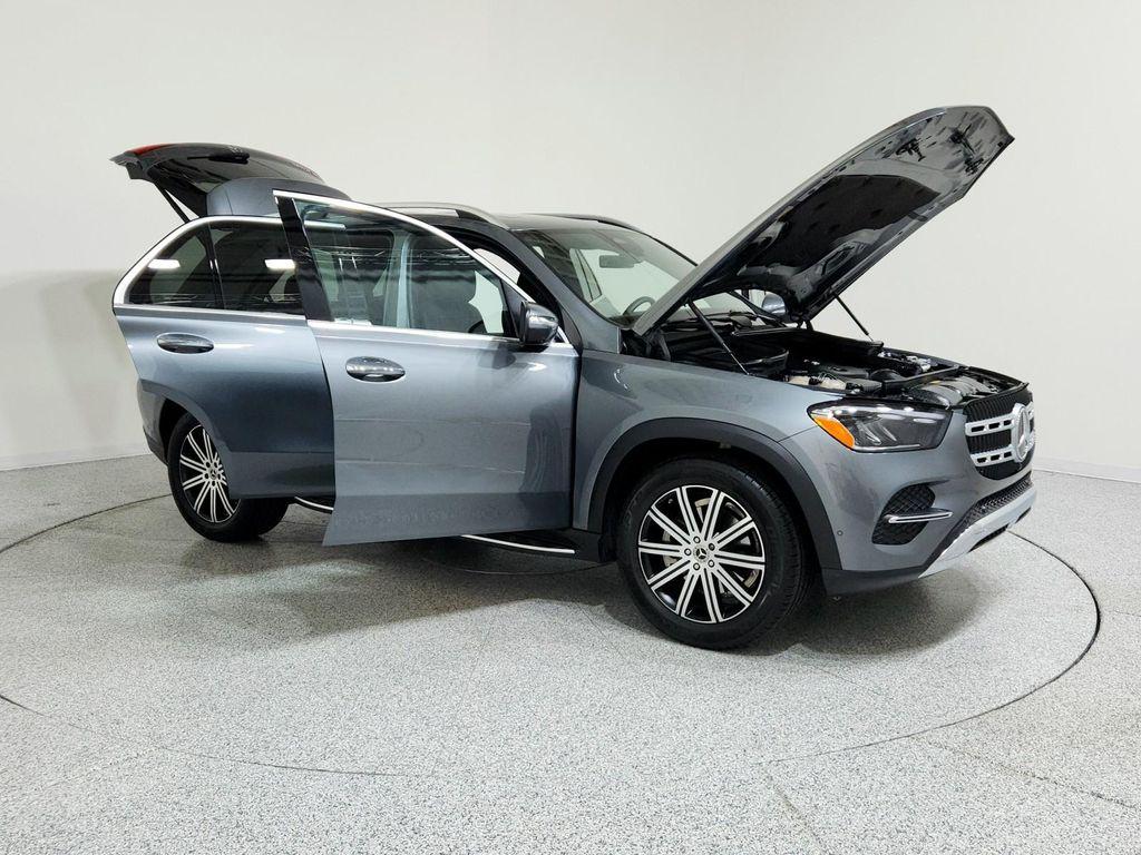 used 2025 Mercedes-Benz GLE 350 car, priced at $61,994