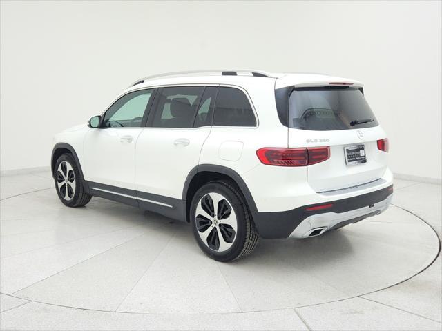 new 2025 Mercedes-Benz GLB 250 car, priced at $50,945