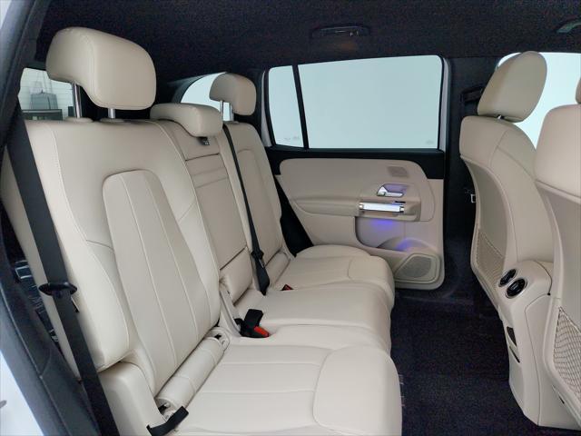 new 2025 Mercedes-Benz GLB 250 car, priced at $50,945