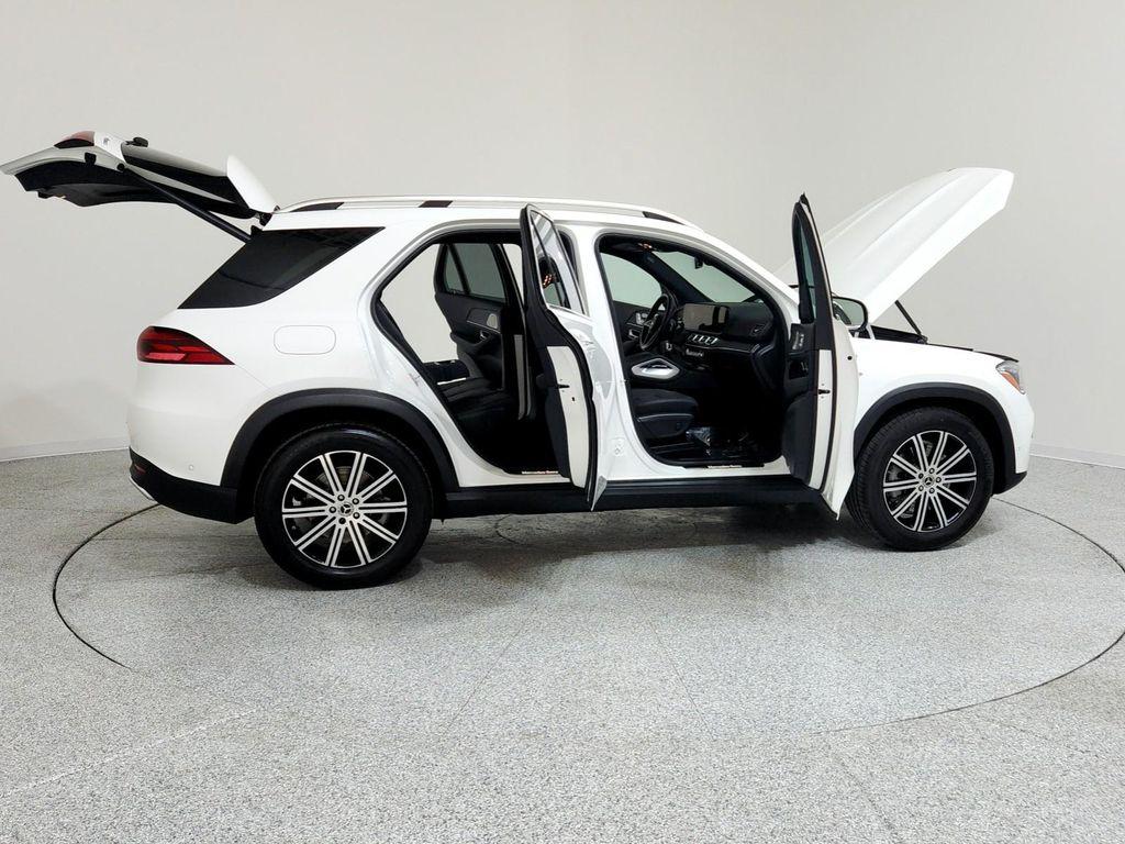 used 2025 Mercedes-Benz GLE 450e car, priced at $74,994