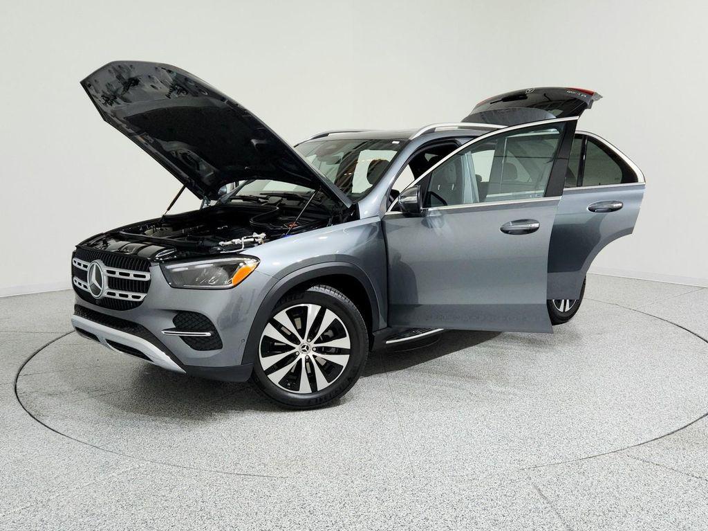 used 2025 Mercedes-Benz GLE 350 car, priced at $59,994
