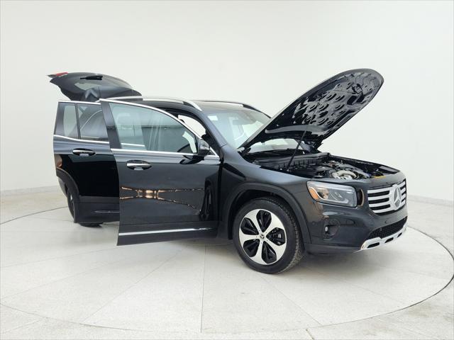 used 2024 Mercedes-Benz GLB 250 car, priced at $51,925