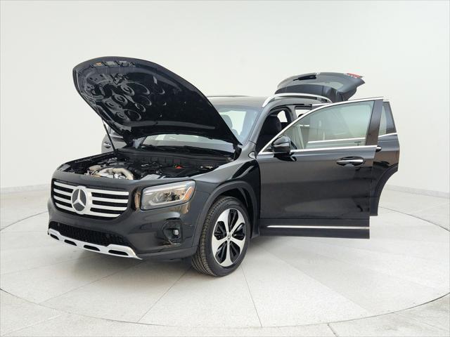 used 2024 Mercedes-Benz GLB 250 car, priced at $51,925