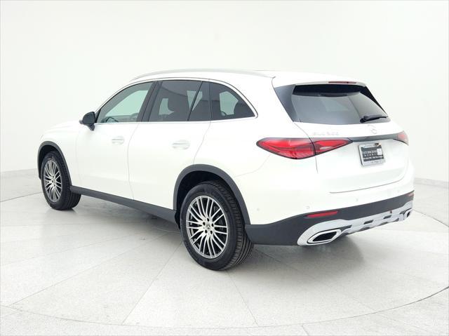 new 2025 Mercedes-Benz GLC 300 car, priced at $55,695