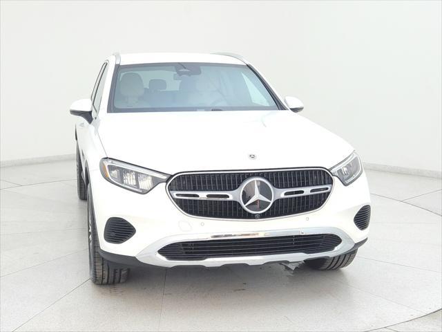 new 2025 Mercedes-Benz GLC 300 car, priced at $54,735