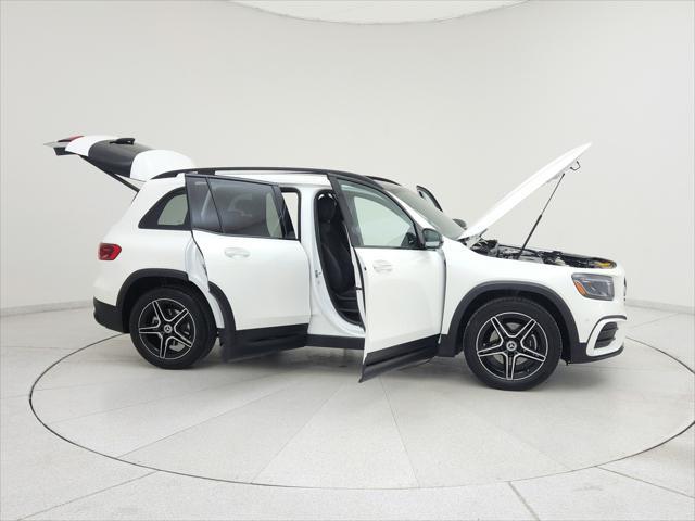 used 2024 Mercedes-Benz GLB 250 car, priced at $42,994