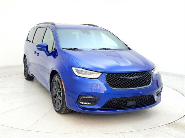 used 2021 Chrysler Pacifica car, priced at $27,492