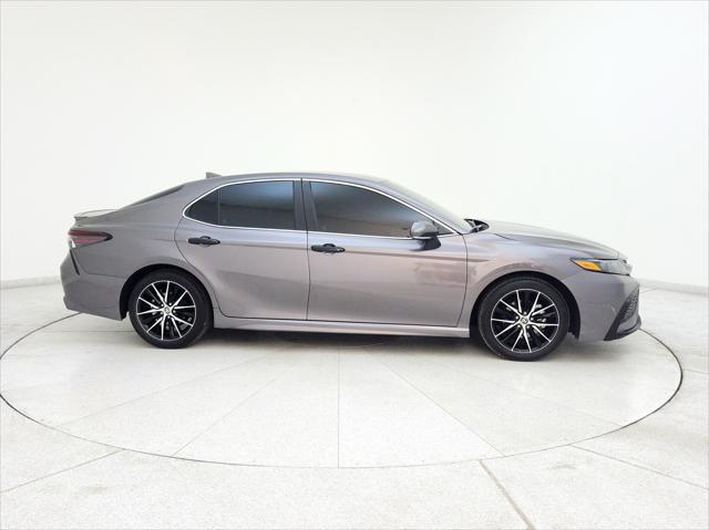 used 2024 Toyota Camry Hybrid car, priced at $30,994