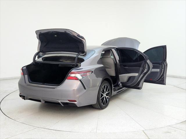 used 2024 Toyota Camry Hybrid car, priced at $30,994
