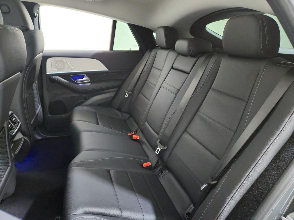 new 2026 Mercedes-Benz GLE 450 car, priced at $91,005