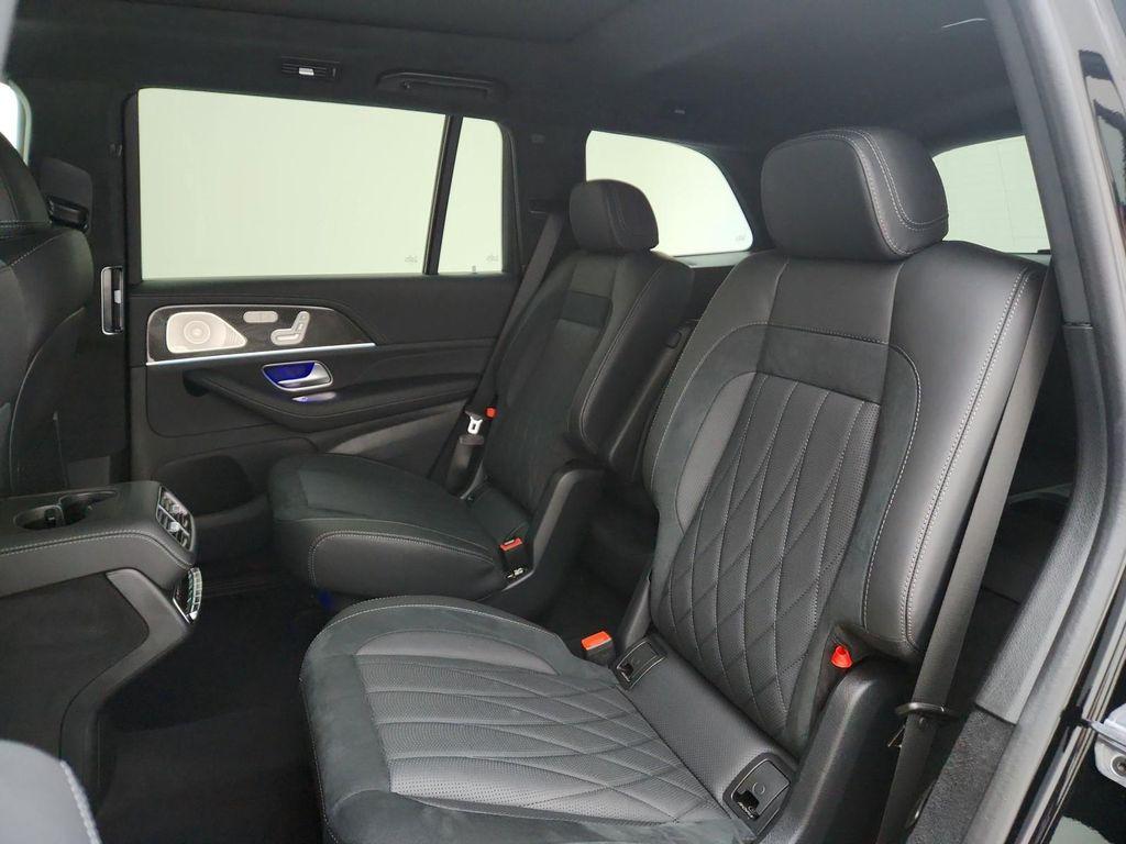 new 2025 Mercedes-Benz AMG GLS 63 car, priced at $160,230