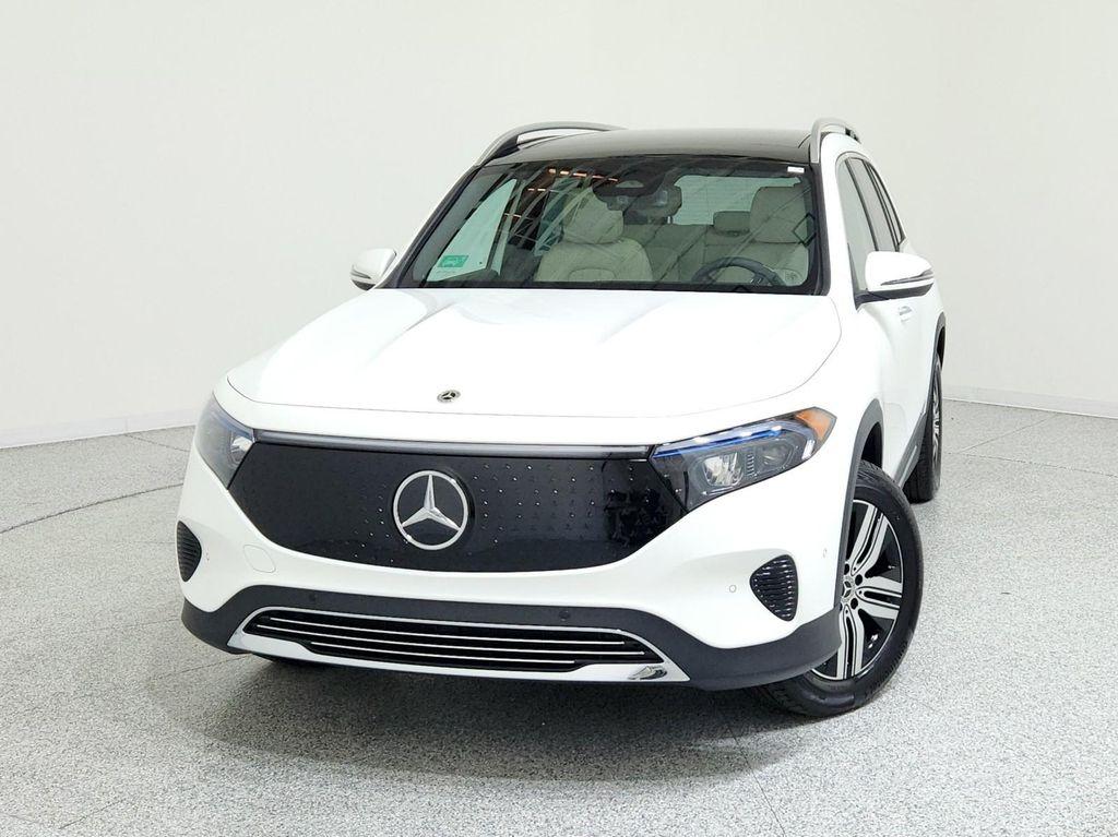 new 2025 Mercedes-Benz EQB 300 car, priced at $62,500