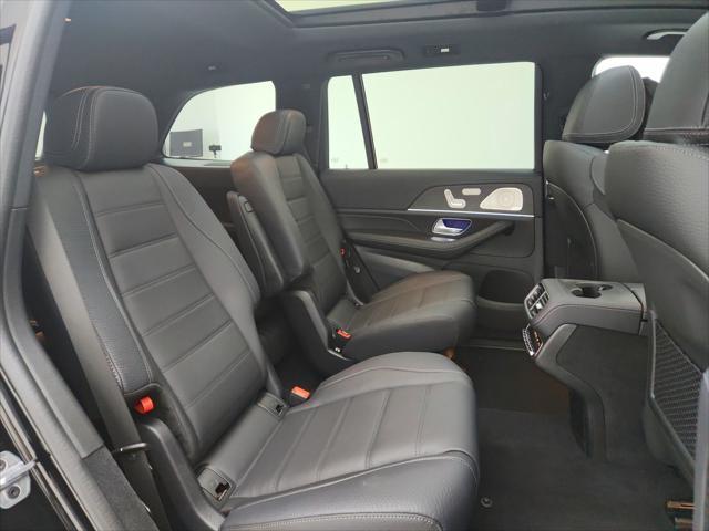 new 2025 Mercedes-Benz GLS 580 car, priced at $122,135