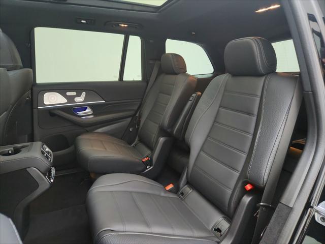 new 2025 Mercedes-Benz GLS 580 car, priced at $122,135