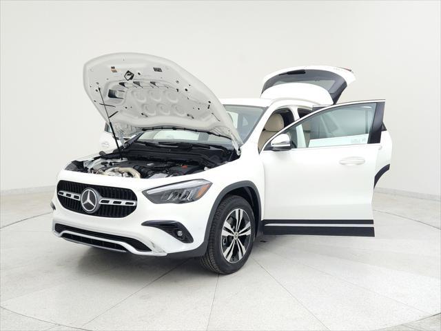 new 2025 Mercedes-Benz GLA 250 car, priced at $45,445