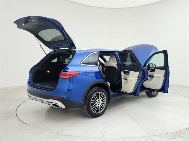 new 2025 Mercedes-Benz GLC 300 car, priced at $55,370