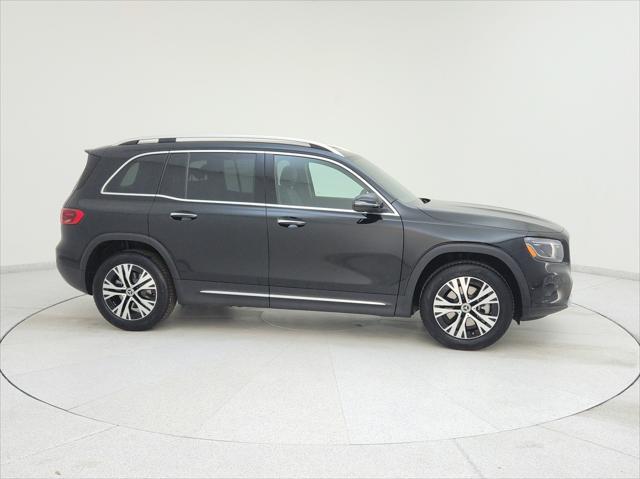 new 2025 Mercedes-Benz GLB 250 car, priced at $48,645