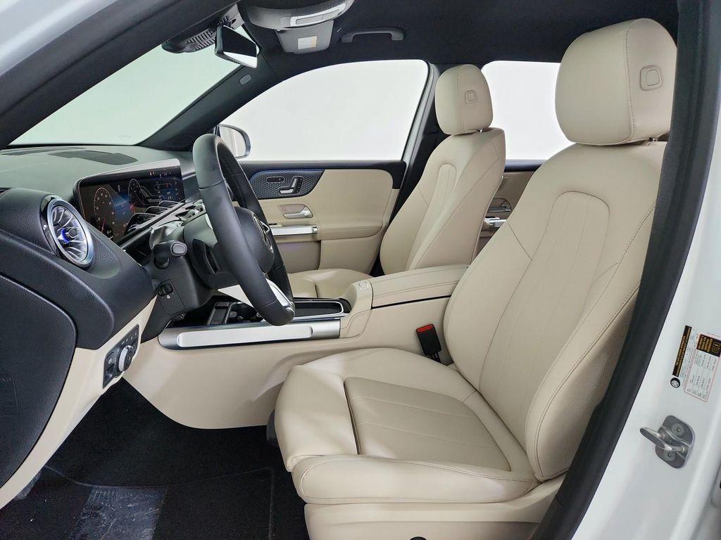 used 2025 Mercedes-Benz GLB 250 car, priced at $41,194