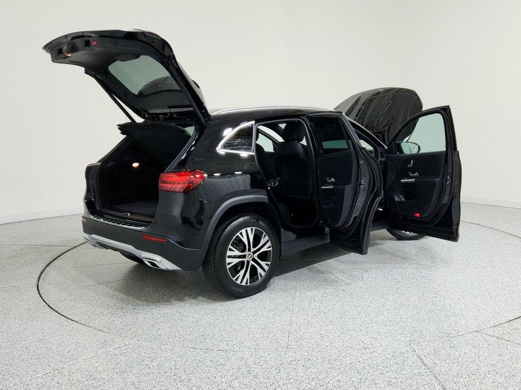 used 2025 Mercedes-Benz GLA 250 car, priced at $44,345
