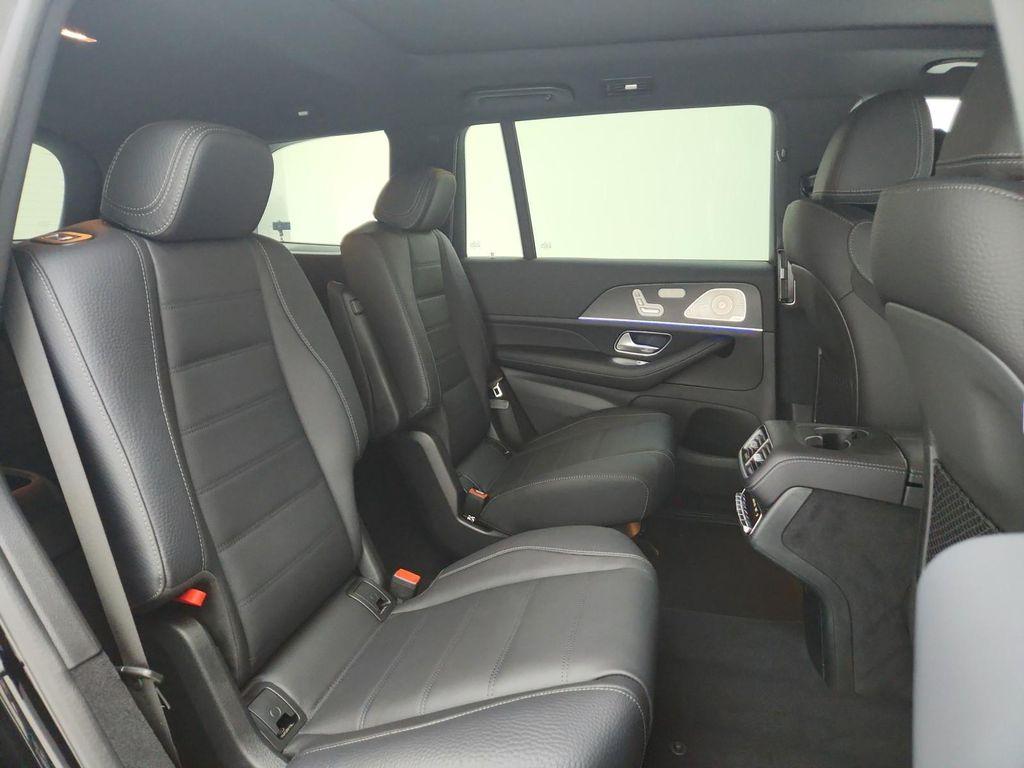new 2025 Mercedes-Benz GLS 580 car, priced at $119,095