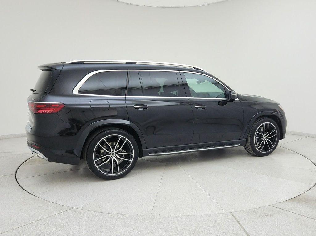new 2025 Mercedes-Benz GLS 580 car, priced at $119,095