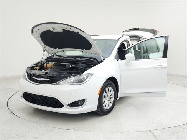 used 2018 Chrysler Pacifica car, priced at $21,524