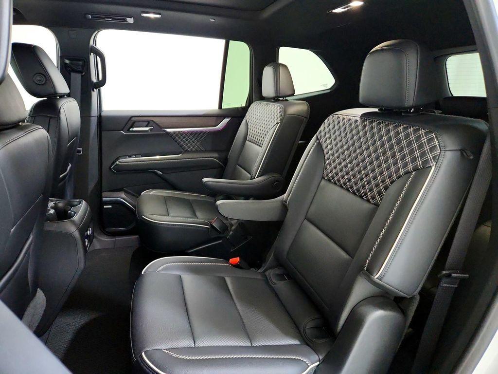 used 2024 GMC Acadia car, priced at $44,993