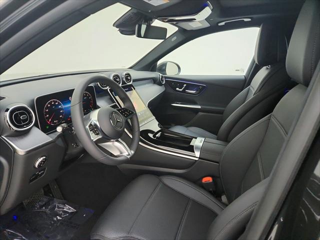 new 2025 Mercedes-Benz GLC 300 car, priced at $54,570