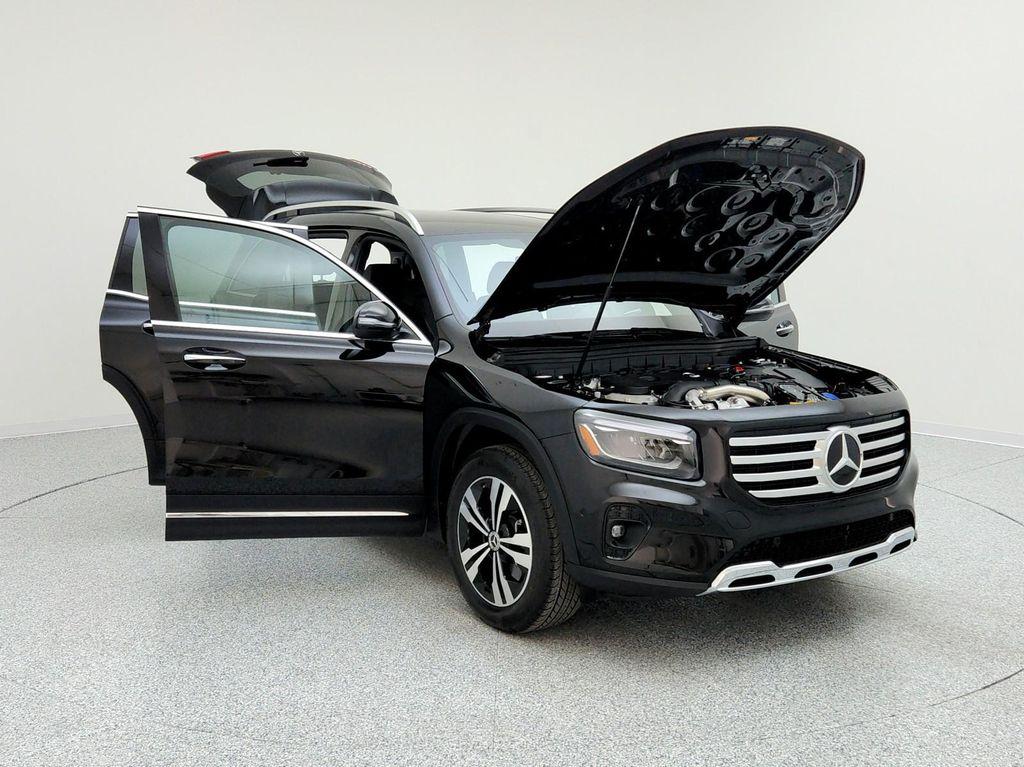 used 2025 Mercedes-Benz GLB 250 car, priced at $43,992