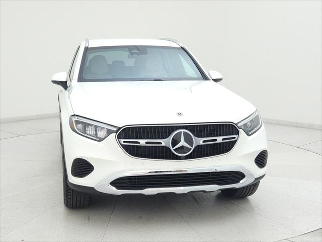new 2025 Mercedes-Benz GLC 300 car, priced at $51,645