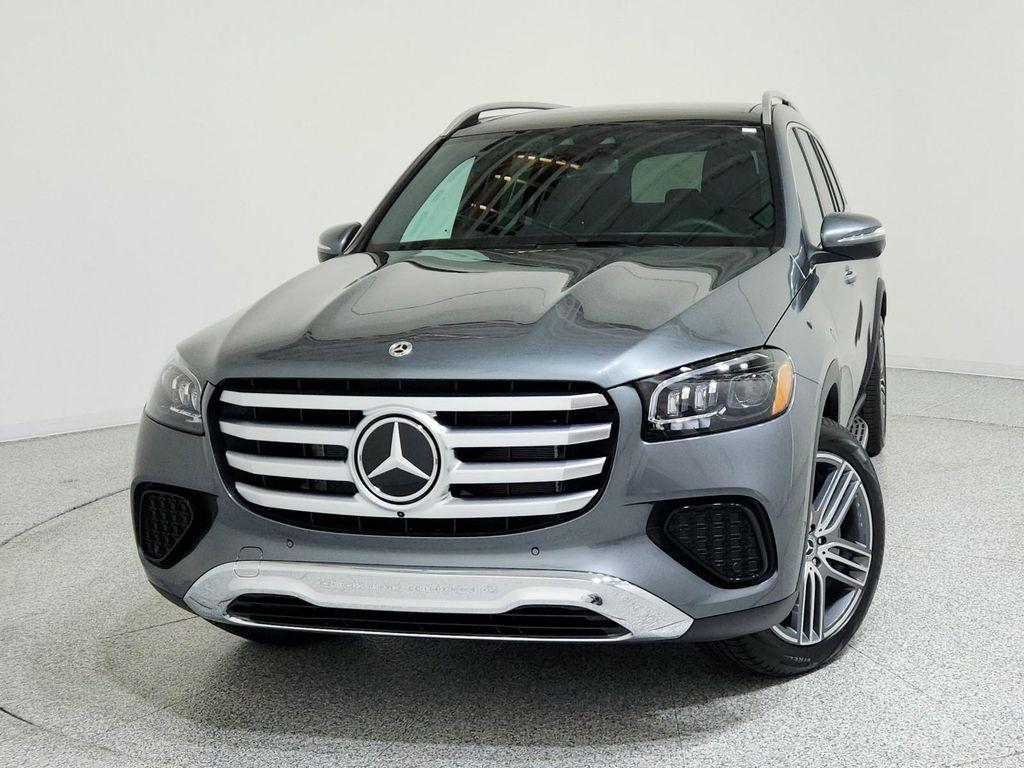 new 2026 Mercedes-Benz GLS 450 car, priced at $98,770