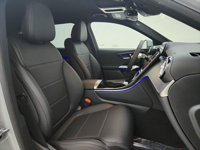 new 2025 Mercedes-Benz GLC 300 car, priced at $59,265
