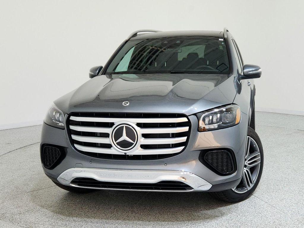 new 2025 Mercedes-Benz GLS 450 car, priced at $94,555