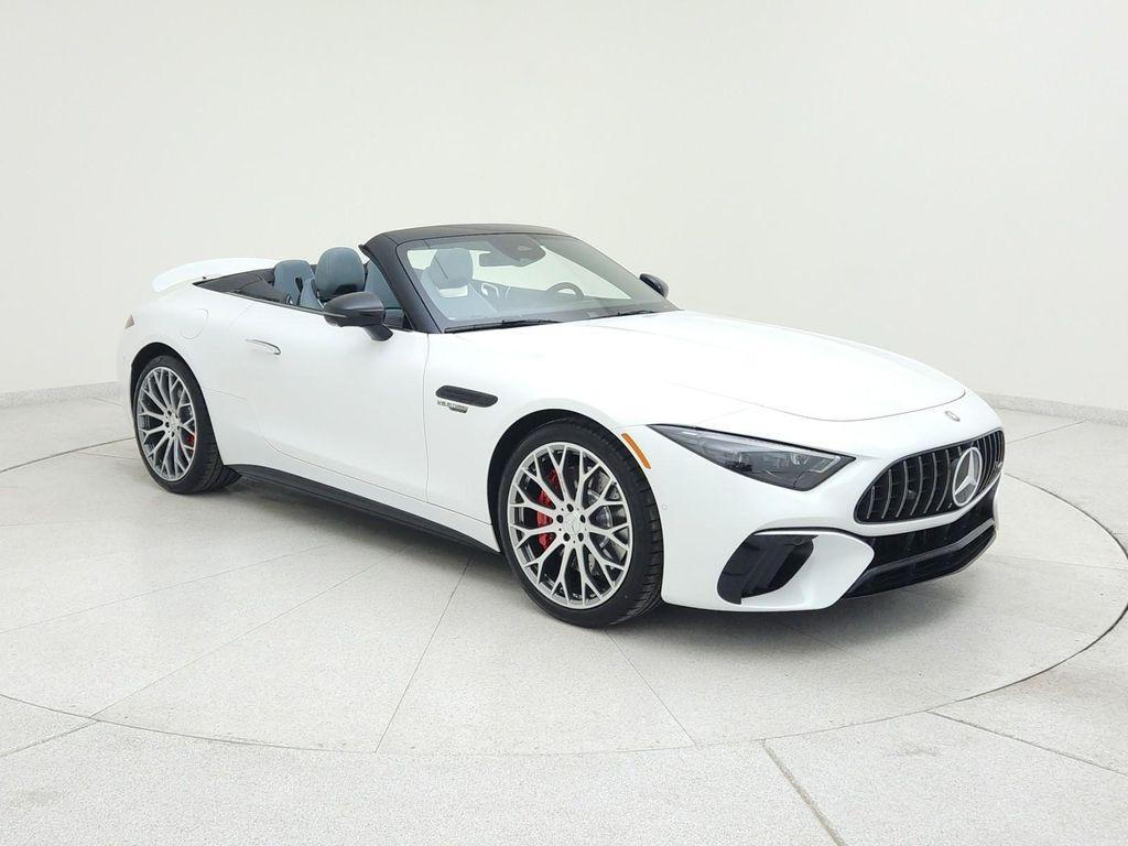 new 2025 Mercedes-Benz AMG SL 55 car, priced at $156,495
