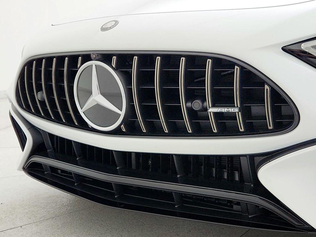 new 2025 Mercedes-Benz AMG SL 55 car, priced at $156,495