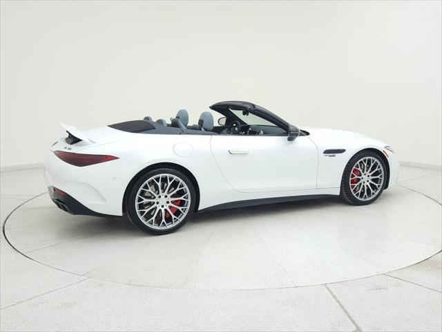 new 2025 Mercedes-Benz AMG SL 55 car, priced at $156,495