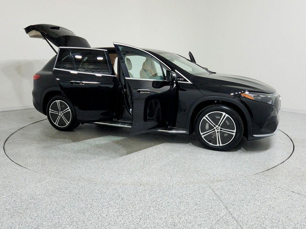used 2023 Mercedes-Benz EQS 450 car, priced at $54,994