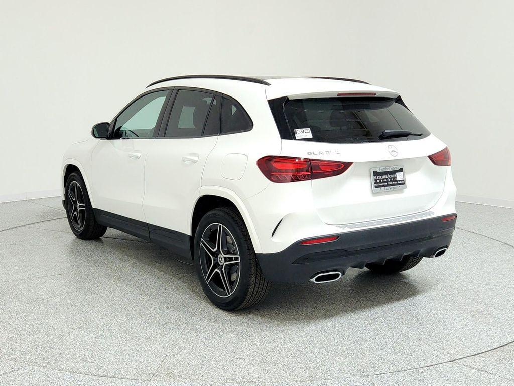 new 2026 Mercedes-Benz GLA 250 car, priced at $48,255
