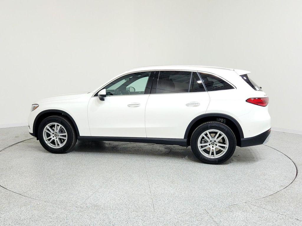 new 2025 Mercedes-Benz GLC 300 car, priced at $54,550