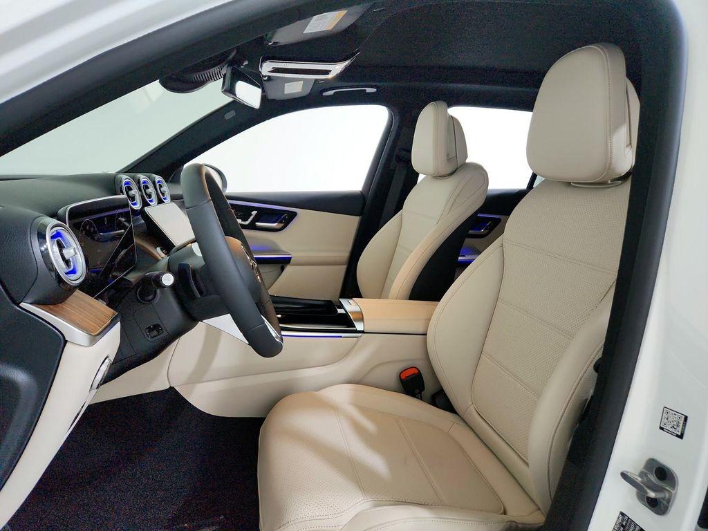 new 2025 Mercedes-Benz GLC 300 car, priced at $54,550